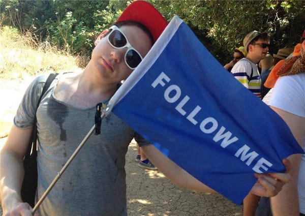 Guide Flag